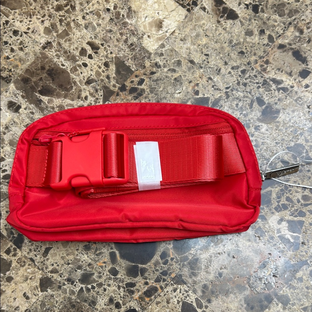 lululemon athletica Red Crossbody Bag - Picture 2 of 4